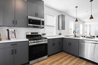 210 Emery St in Longmont, CO - Building Photo - Building Photo