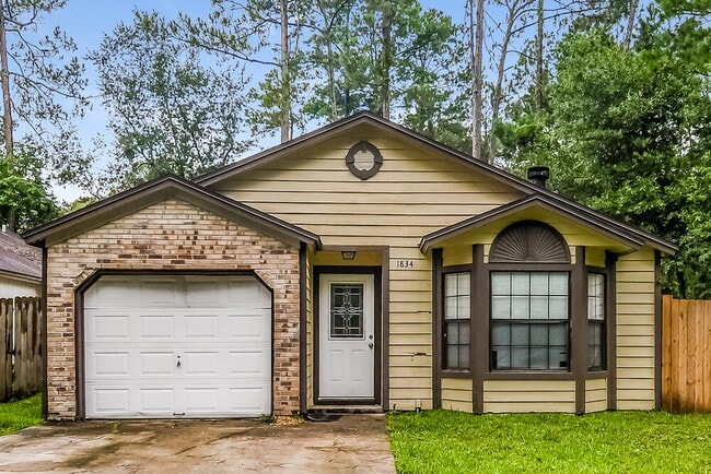 property at 1834 Manitoba Ct N