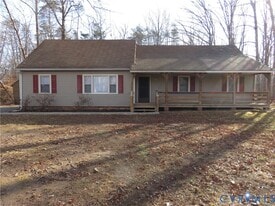 4261 Old Buckingham Rd in Powhatan, VA - Building Photo