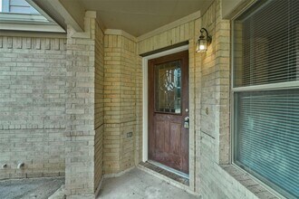 3022 Swift Brook Glen Way in Spring, TX - Building Photo - Building Photo