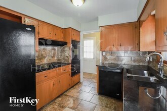 1216 SW Horizon Dr in Blue Springs, MO - Building Photo - Building Photo