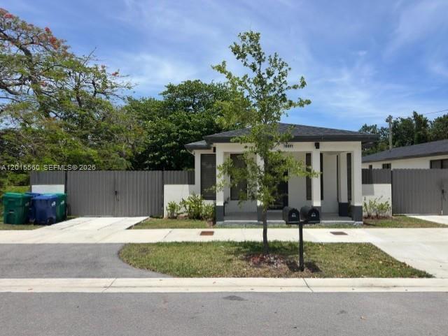 property at 10091 Kumquat St