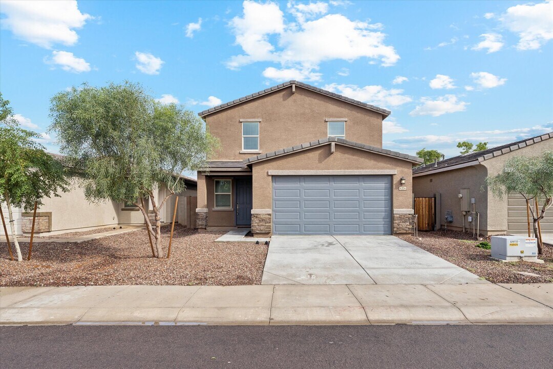 4354 W Allen St in Laveen, AZ - Building Photo