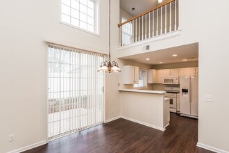 242 Manley Ct in Woodstock, GA - Building Photo - Building Photo