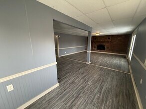 13450 Hawbuck Rd in Danville, IL - Building Photo - Building Photo