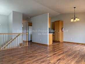 1143 39th Ave S in Moorhead, MN - Building Photo - Building Photo
