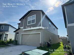 35287 Cassis Path in Zephyrhills, FL - Building Photo - Building Photo