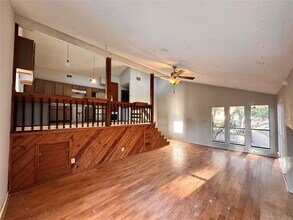 3211 Keller St in Bacliff, TX - Building Photo - Building Photo