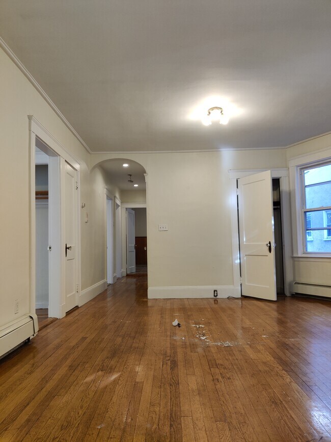 785 Washington St, Unit 1 in Brookline, MA - Building Photo - Building Photo