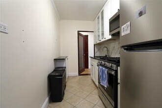 34-20 78th St in Queens, NY - Building Photo - Building Photo