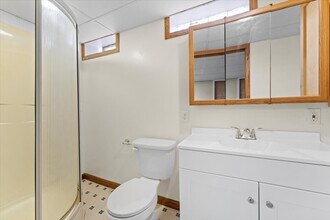 3316 N Lynn Ct in Trenton, MI - Building Photo - Building Photo