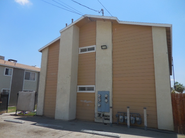 1316 Flower St in Bakersfield, CA - Building Photo - Building Photo