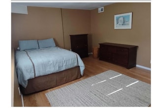 6470 SW Burlingame Pl in Portland, OR - Building Photo - Building Photo