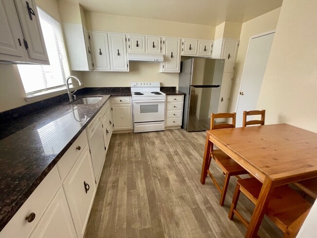 property at 3398 Balboa St