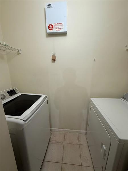 4404 SW 160th Ave in Miramar, FL - Building Photo - Building Photo