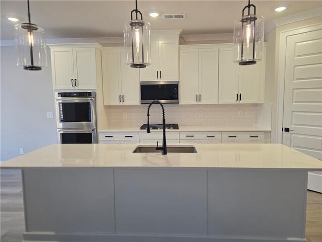 2989 Sweet Red Cir in Braselton, GA - Building Photo - Building Photo