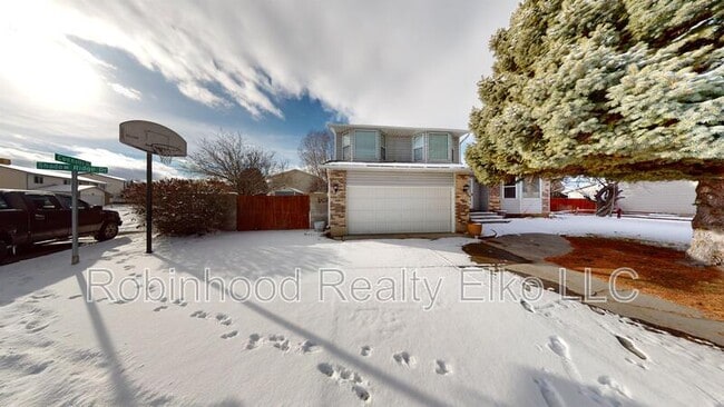 property at 2651 Shadow Ridge Dr