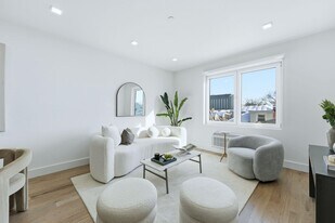 8404 4th Ave in North Bergen, NJ - Building Photo