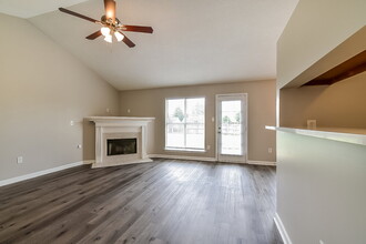 1801 Cherry Creek Dr in Southaven, MS - Building Photo - Building Photo