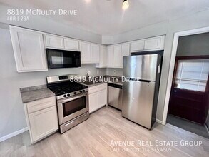 8819 McNulty Dr in St. Louis, MO - Building Photo - Building Photo