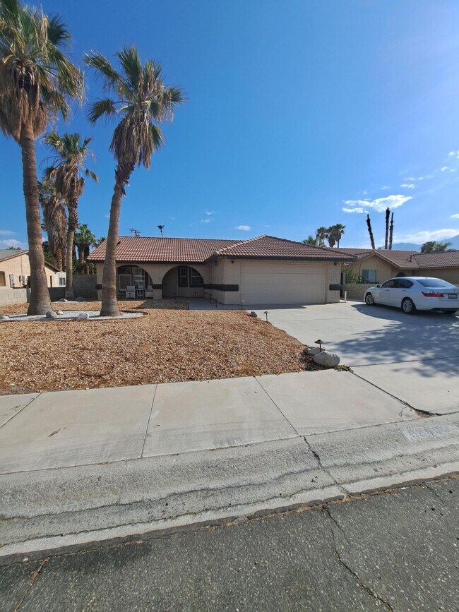 property at 68605 Tortuga Rd
