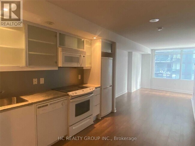 25 Telegram Mews in Toronto, ON - Building Photo - Building Photo