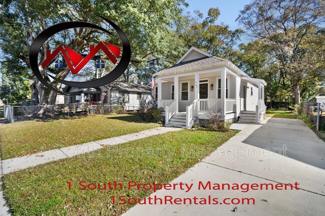 765 Charles St in Mobile, AL - Foto de edificio - Building Photo