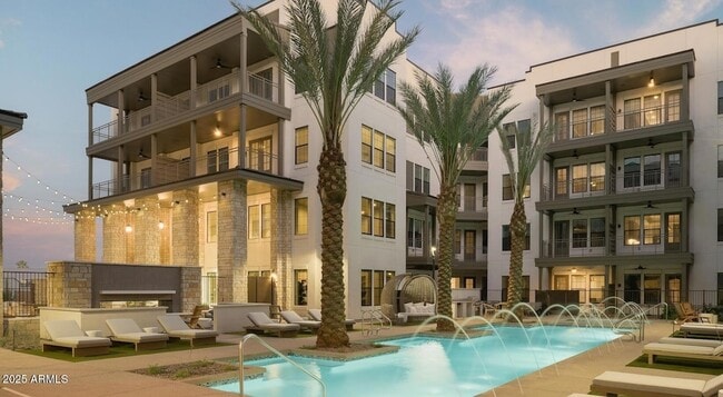 98 S River Dr, Unit A1 in Tempe, AZ - Building Photo - Building Photo