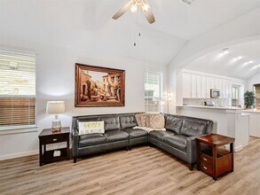22607 Bristlegrass Ln in Lago Vista, TX - Building Photo - Building Photo