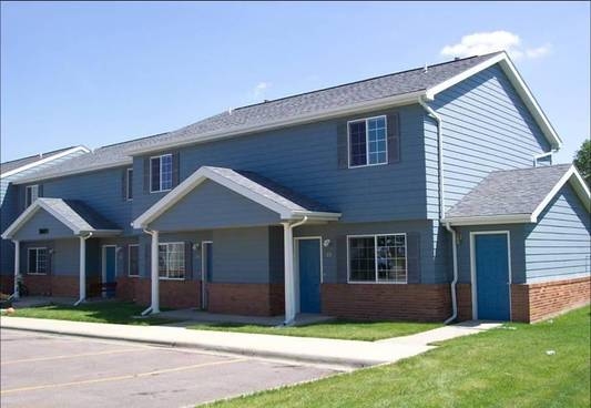 North Ridge Apartments & Townhomes in Sioux Falls, SD - Building Photo