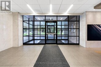 21 Welsford Gardens in Toronto, ON - Building Photo - Building Photo