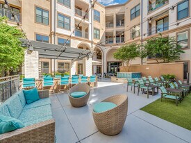 Ravello Stonebriar in Frisco, TX - Building Photo