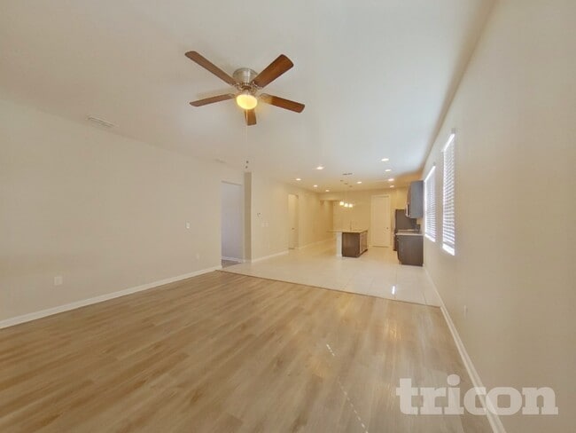 371 Buchannan Dr in Davenport, FL - Building Photo - Building Photo