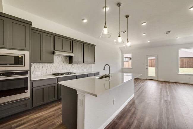 property at 1820 Purtis Crk Dr