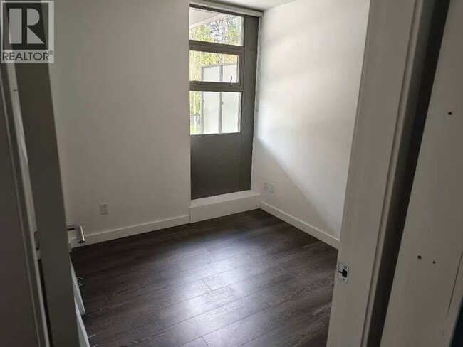 property at 5782 Berton Ave