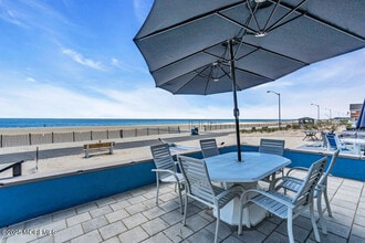 115 Beach Front in Manasquan, NJ - Building Photo - Building Photo