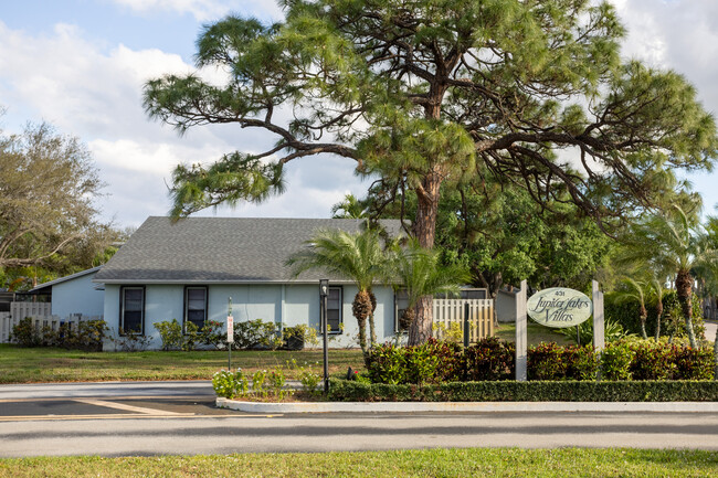 Jupiter Lakes Villas in Jupiter, FL - Building Photo - Building Photo