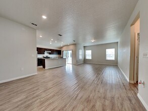 8730 Kaye Ln in Jacksonville, FL - Building Photo - Building Photo