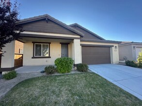 6099 Ditch Rider Rd in Sparks, NV - Building Photo - Building Photo