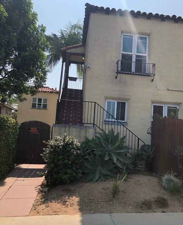 1725 Sunset Cliffs Blvd in San Diego, CA - Building Photo