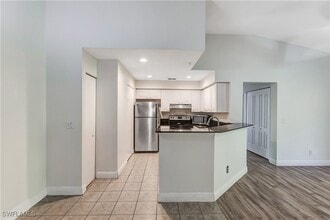8285 Ibis Club Dr in Naples, FL - Building Photo - Building Photo