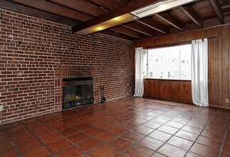 1738 Spruce St in Berkeley, CA - Foto de edificio - Building Photo