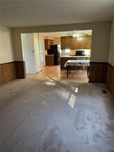 1293 Manor Dr in Pittsburgh, PA - Building Photo - Building Photo