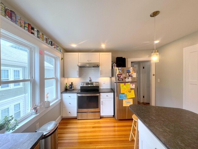 16 Corinthian Rd, Unit 2