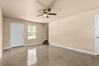 503 Stringer St in Killeen, TX - Building Photo - Building Photo