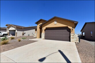 15149 Imagine Dr in El Paso, TX - Building Photo - Building Photo