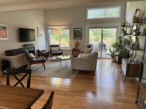 980 Sutton Ct in Charlottesville, VA - Building Photo - Building Photo