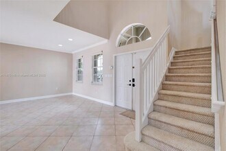 14443 SW 12th Ln in Miami, FL - Foto de edificio - Building Photo