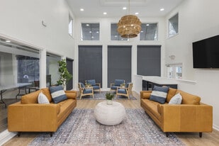 Victoria at Orange Park in Orange Park, FL - Building Photo