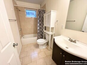 93A Hillside St, Unit #2 in Boston, MA - Building Photo - Building Photo